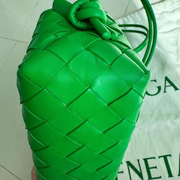 Bottega Veneta Mini Loop camera bag green parakeet - Picture 10 of 11